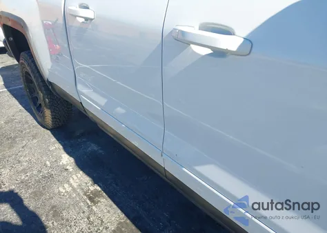 2018 Chevrolet Silverado 1500 1Lt from USA, damaged, VIN 1GCRCREC2JZ243909